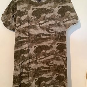 Eddie Bauer, Medium, Short Sleeved T-Shirt Dress, Green Camo, EUC